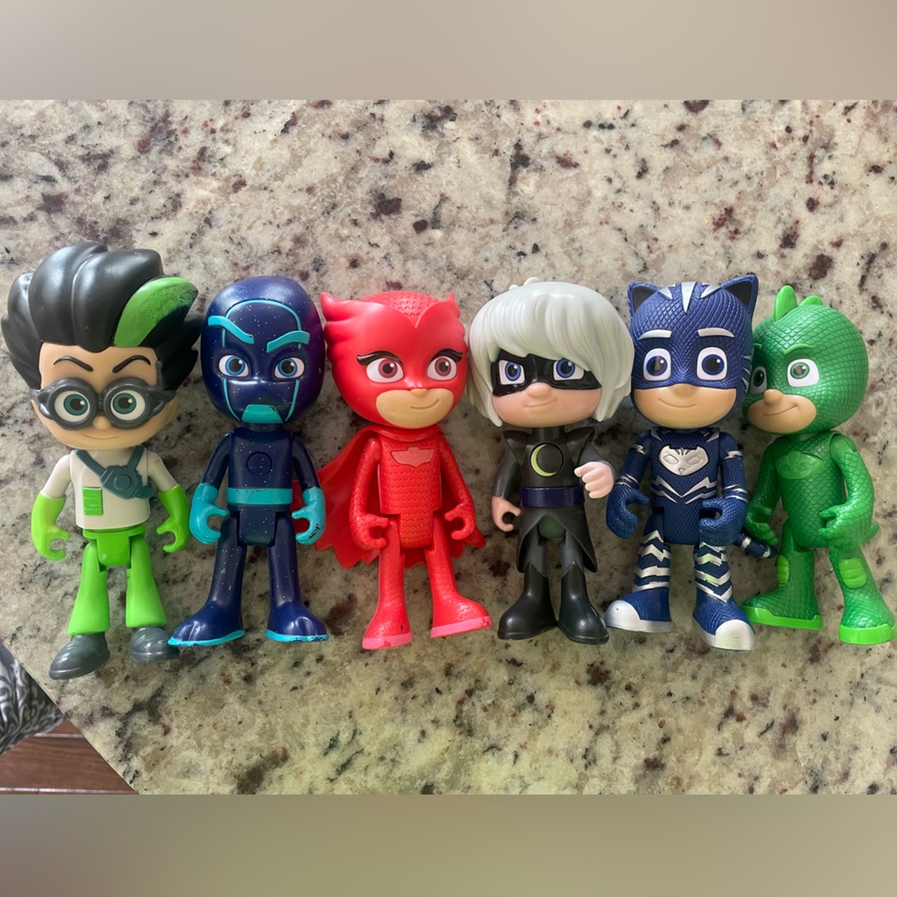 Set of 6, PJ mask  Action Figures